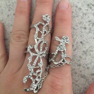 Size able fashion ring 🖤